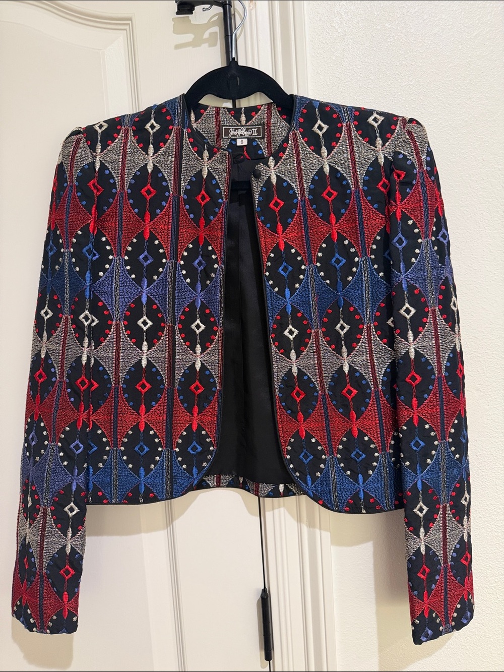 Vintage red blue silver single neck button jacket size 6
